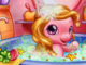Bebek Pony Banyoda
